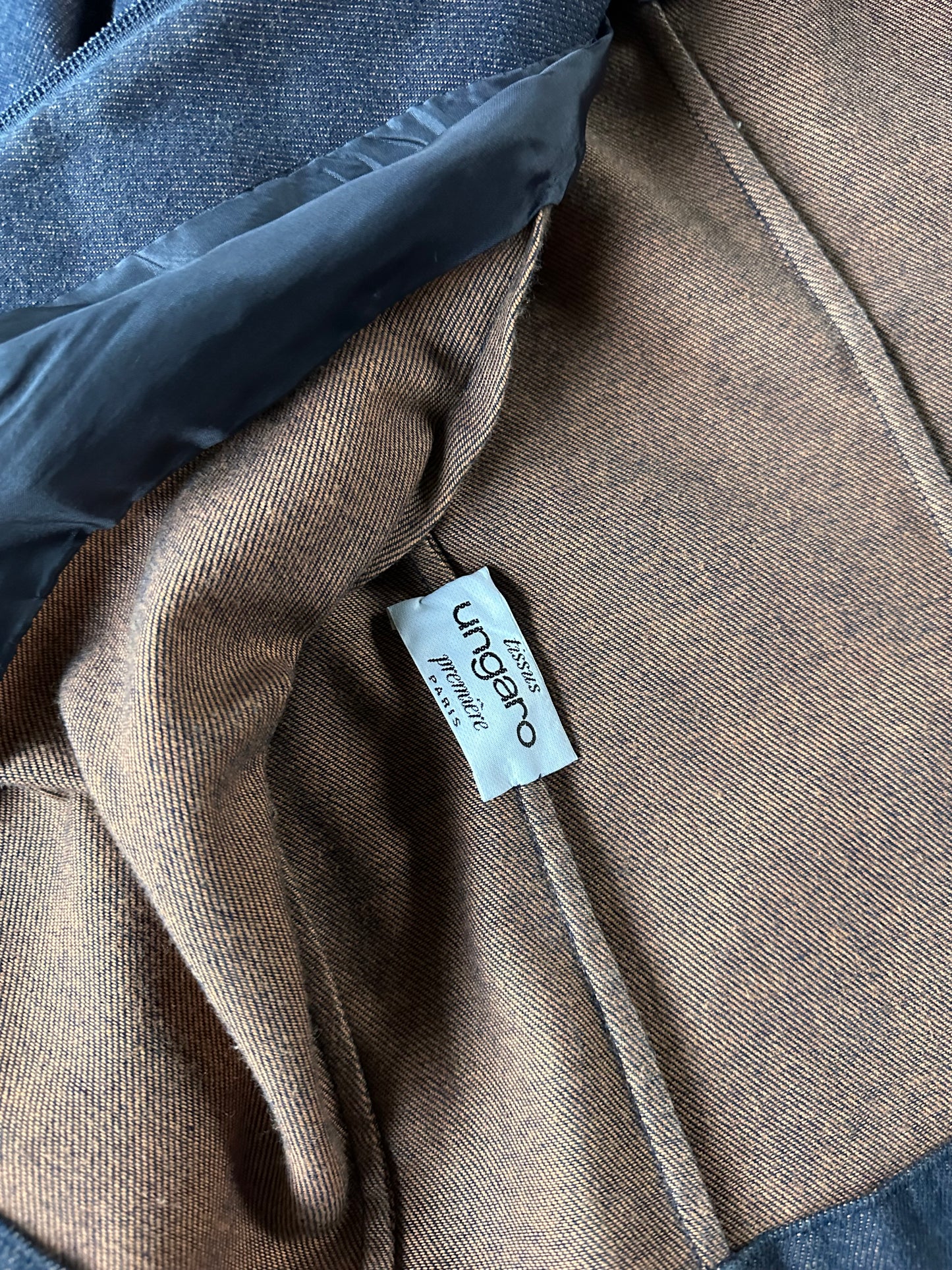 UNGARO PARIS CROP BLAZER JACKET