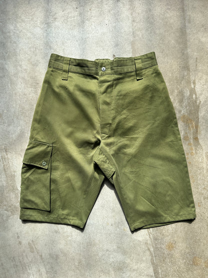 VINTAGE GREEN CAMO SHORTS