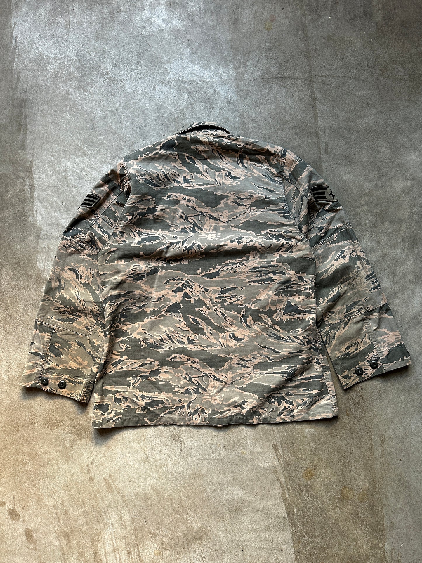 U.S. AIR FORCE (USAF) CAMO SHIRT