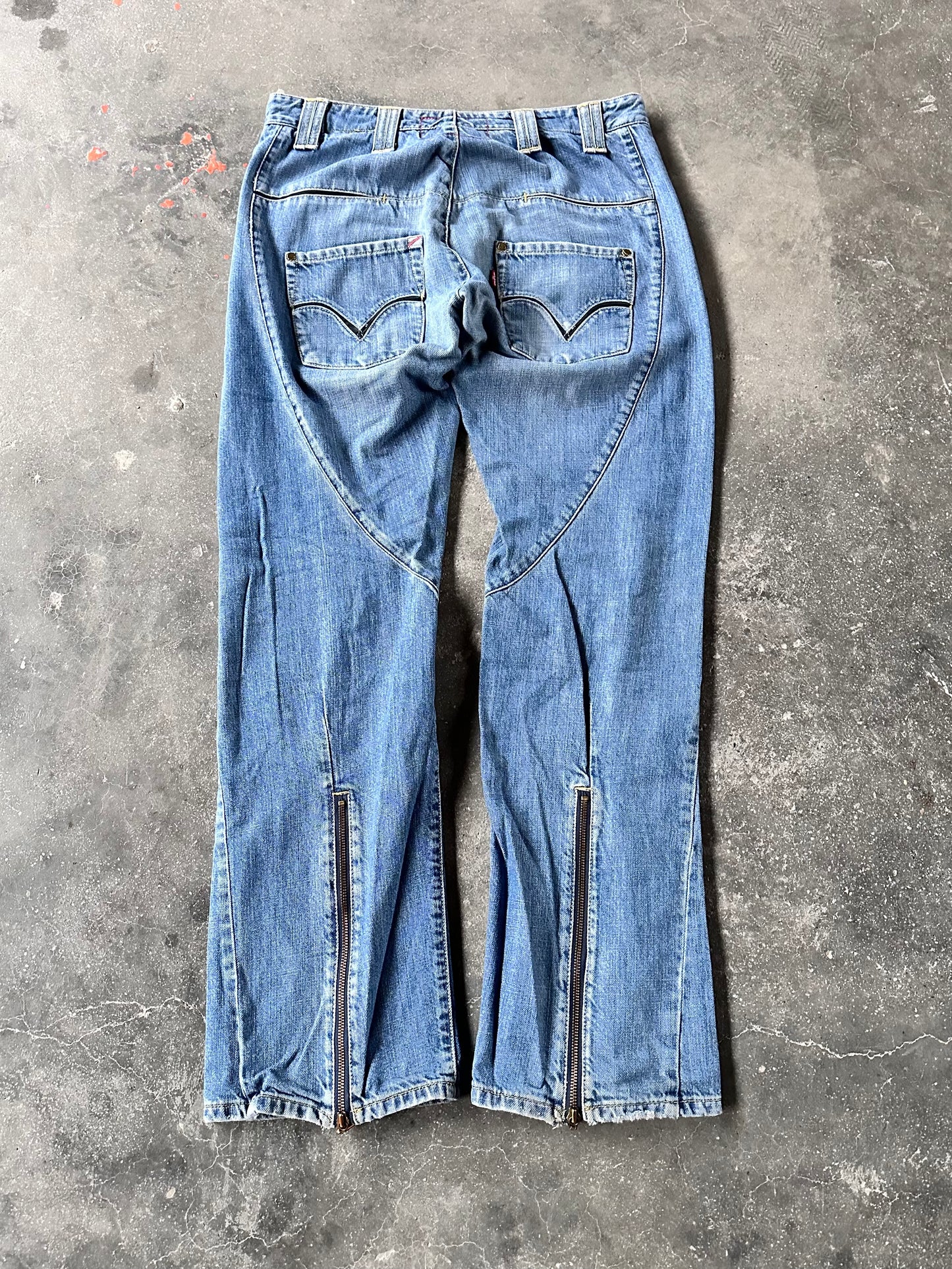 LEVIS ENGINEERED DENIM 30x34
