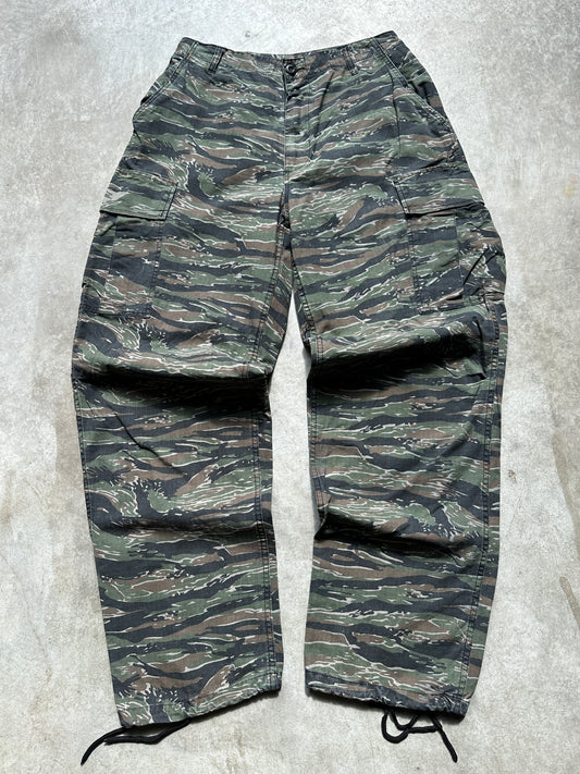 TIGER STRIPES CAMO CARGO PANTS