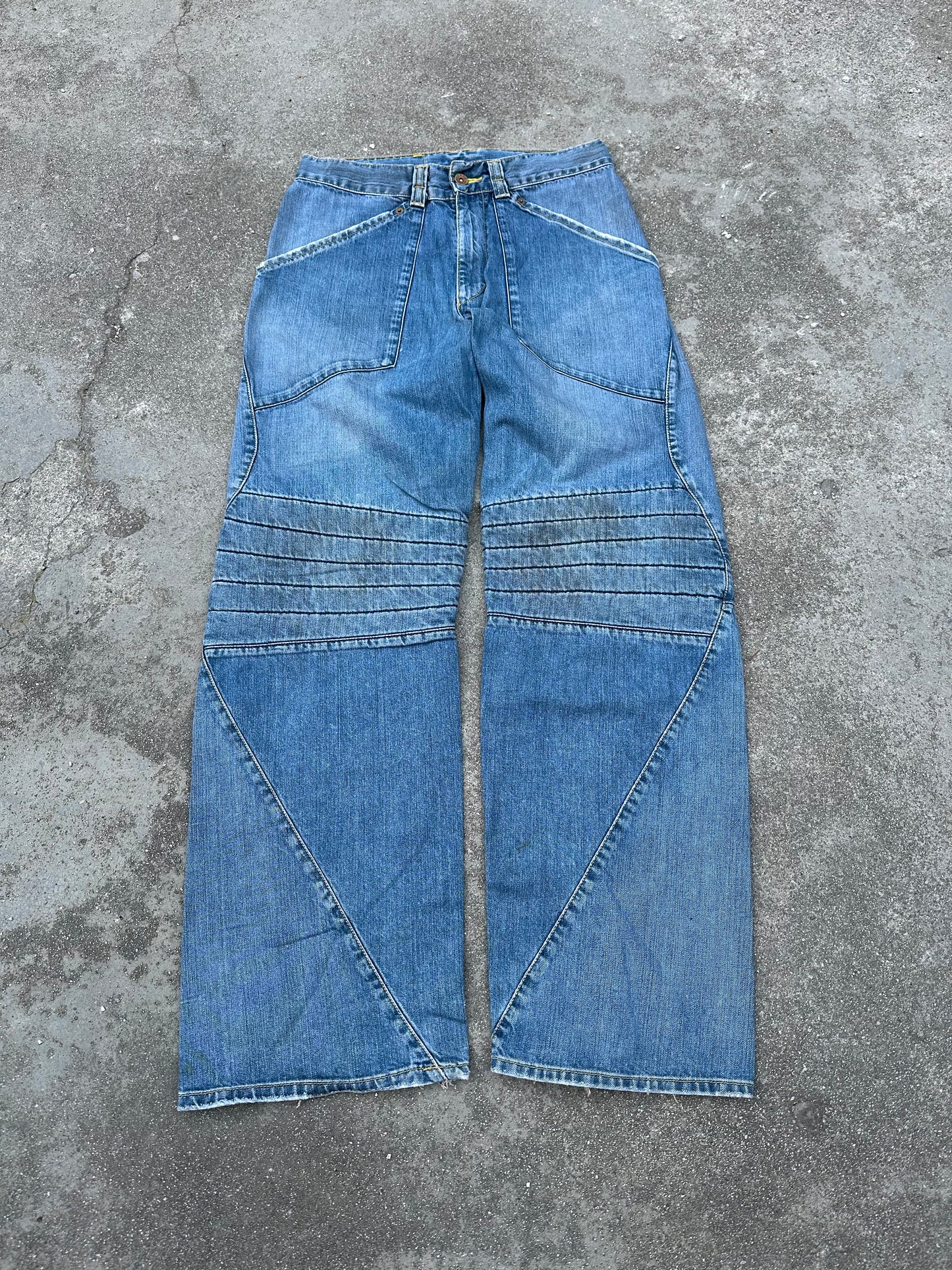 LEVIS ENGINEERED DENIM 26x32