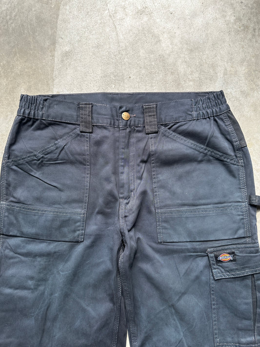 DICKIES CROPPED CARGO SHORTS