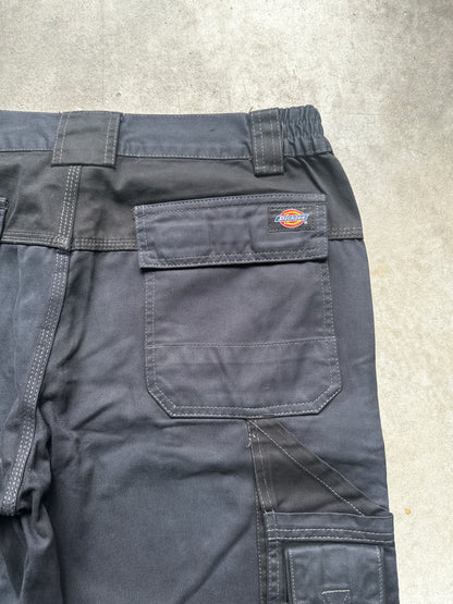 DICKIES CROPPED CARGO SHORTS