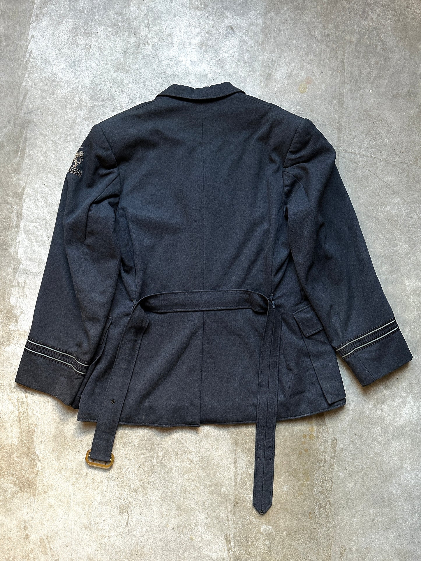 WWII ROYAL AIR FORCE (RAF) UNIFORM JACKET