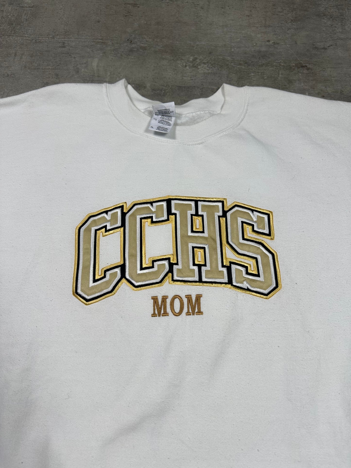 2000s CCHS MOM COLLEGE CREWNECK